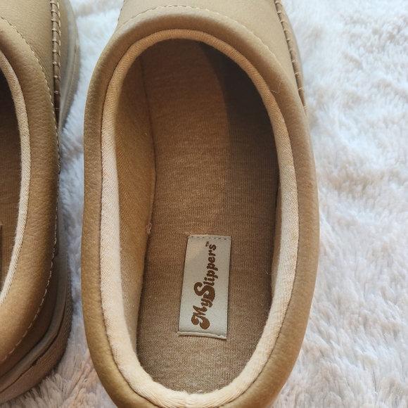My Slippers Mike Lyndell Great Quality Ladies Size 9 Tan Super Comfortable - Picture 6 of 9